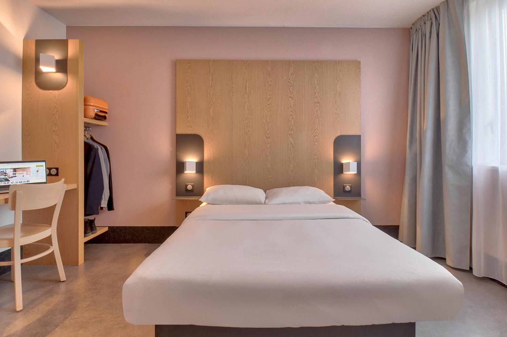 B&B Hôtel Bayonne Tarnos Esterno foto