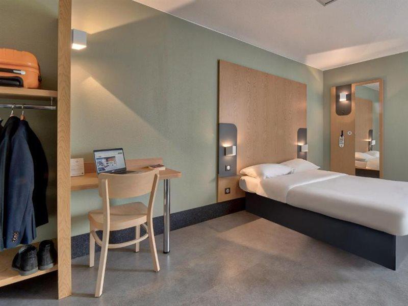 B&B Hôtel Bayonne Tarnos Esterno foto